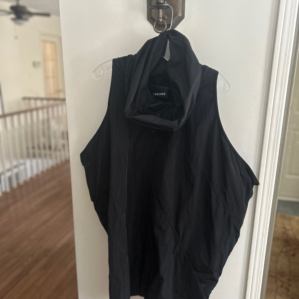 Top - Picture 1 of 1